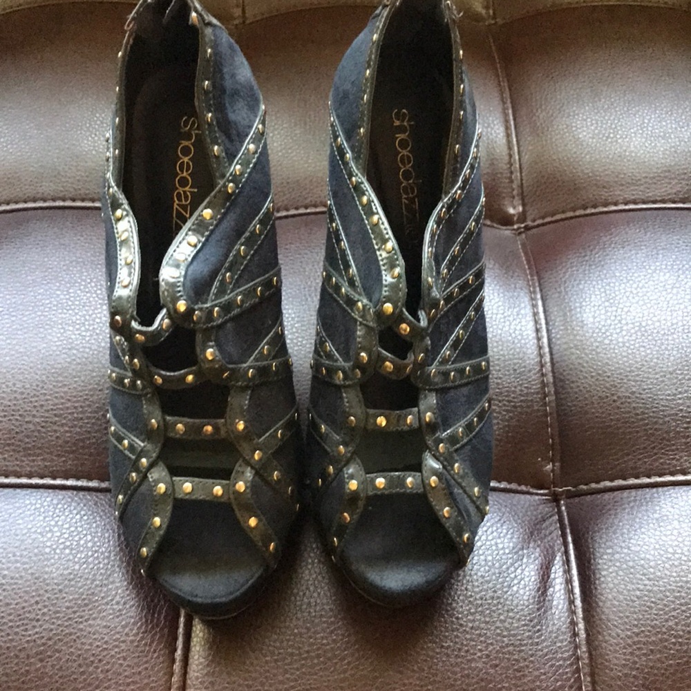 Shoe Dazzle Shoes - Slightly Worn